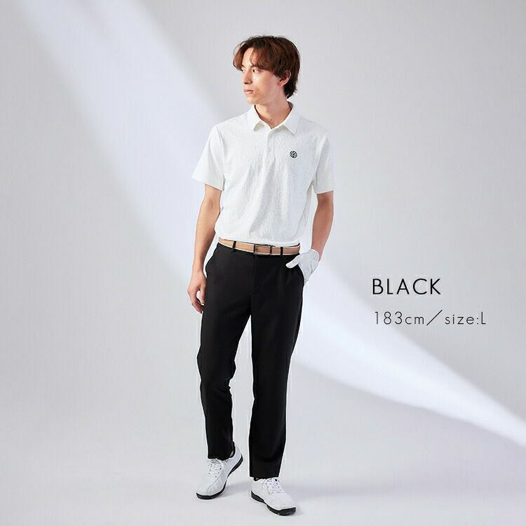 動きやすいストレッチ素材で仕立てたテーパードパンツ